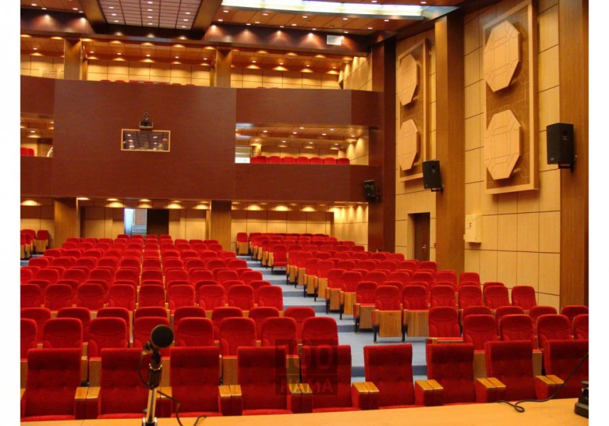 مجری و تجهیز کننده سالن های آمفی تئاتر و کنفرانس در کرج