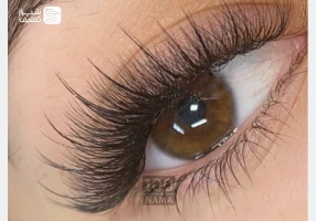 تخفیف کاشت مژه والیوم و کلاسیک