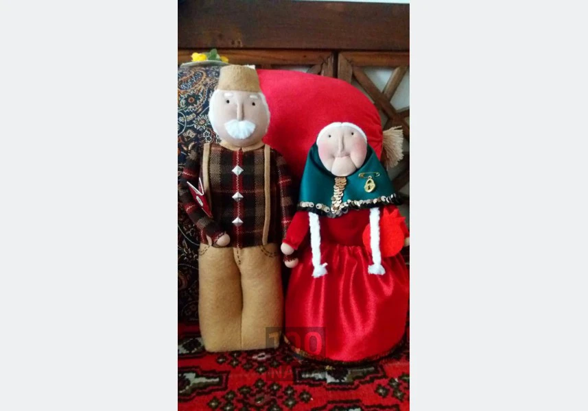 عروسک های یلدایی آمیس