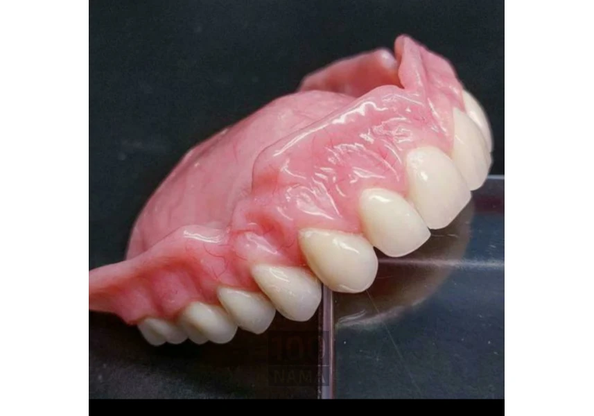 ساخت تخصصی دندان مصنوعی در استان قم aspect-image