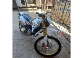 تریل روان ۱۴۰۰