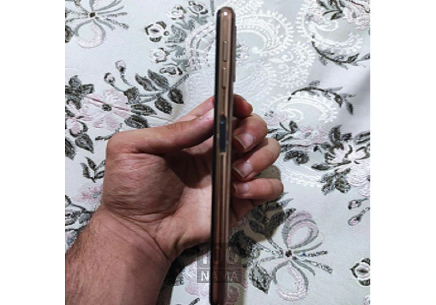 A72018 سالم و در حد نو