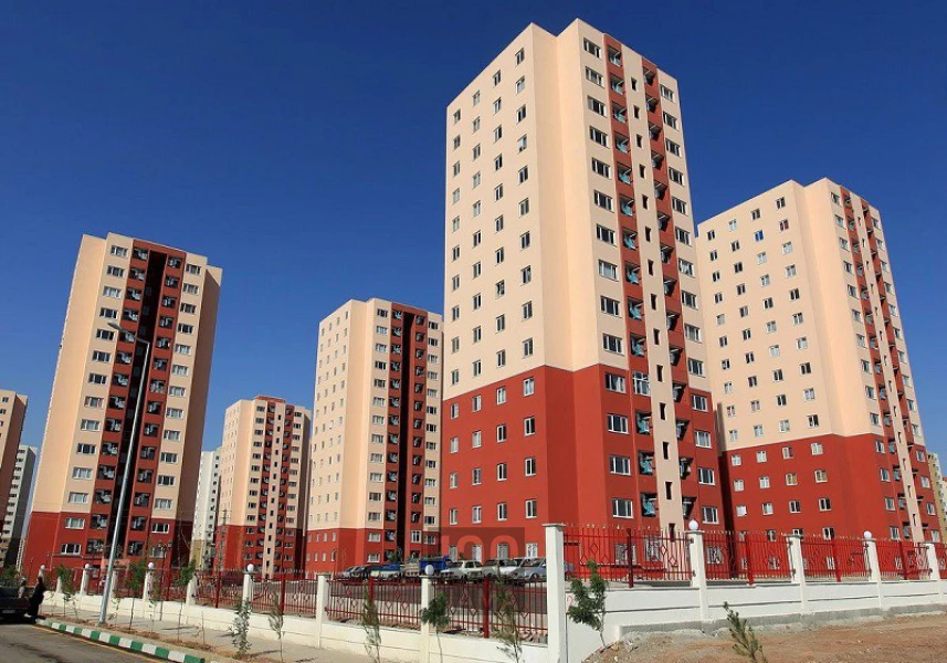 مشاور املاک و سرمایه گذاری ملکی در هشتگرد