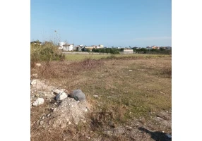 1308 متر زمین قلب نشتارود