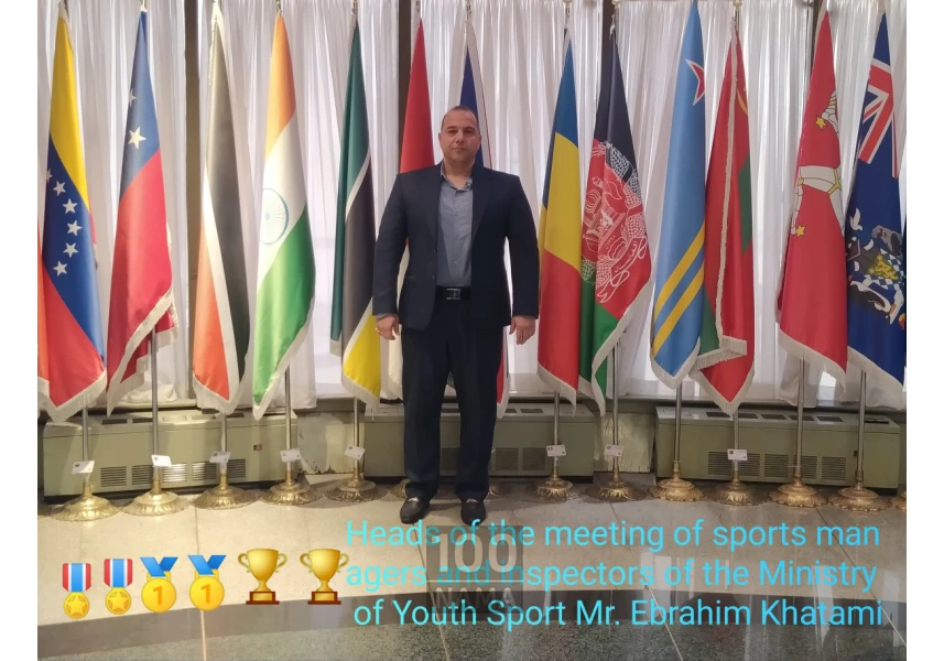 مربی بدنسازی با مدرک IFBB و قهرمان جهان