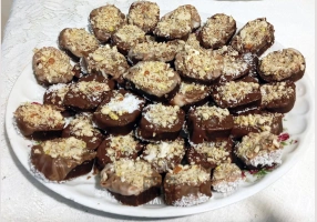 شیرینی شکلاتی اجیلی