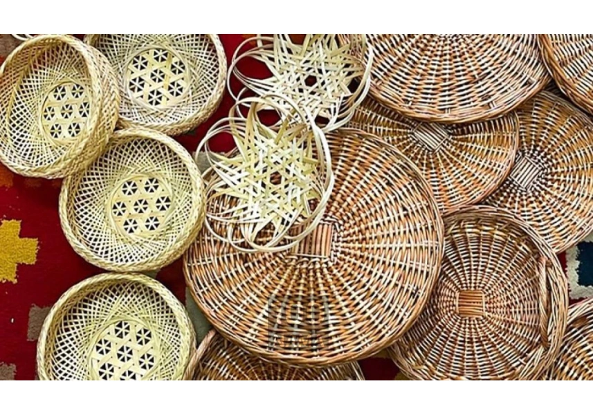 خرید و فروش عمده صنایع دستی حصیری