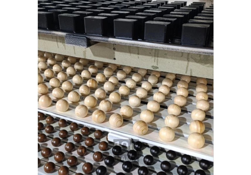 طراحی و تولید درب چوبی عطر و ادکلن