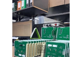 خدمات مونتاژ بردهای الکترونیکی (SMD و THT) 