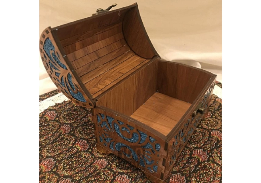 عرضه کننده صنايع دستى و هنرى و تزئينى