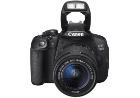 دوربین canon 700D
