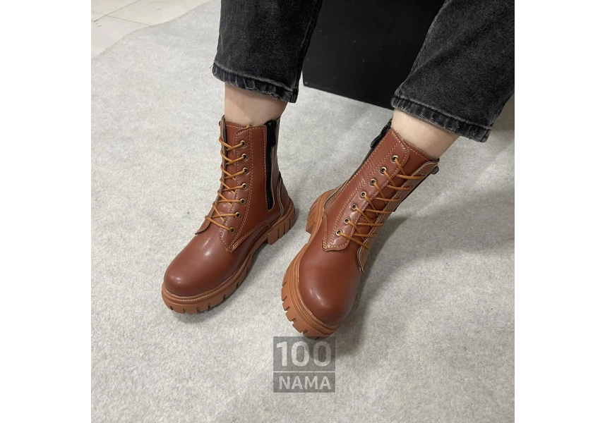 خرید کفش کتونی از مدباما 