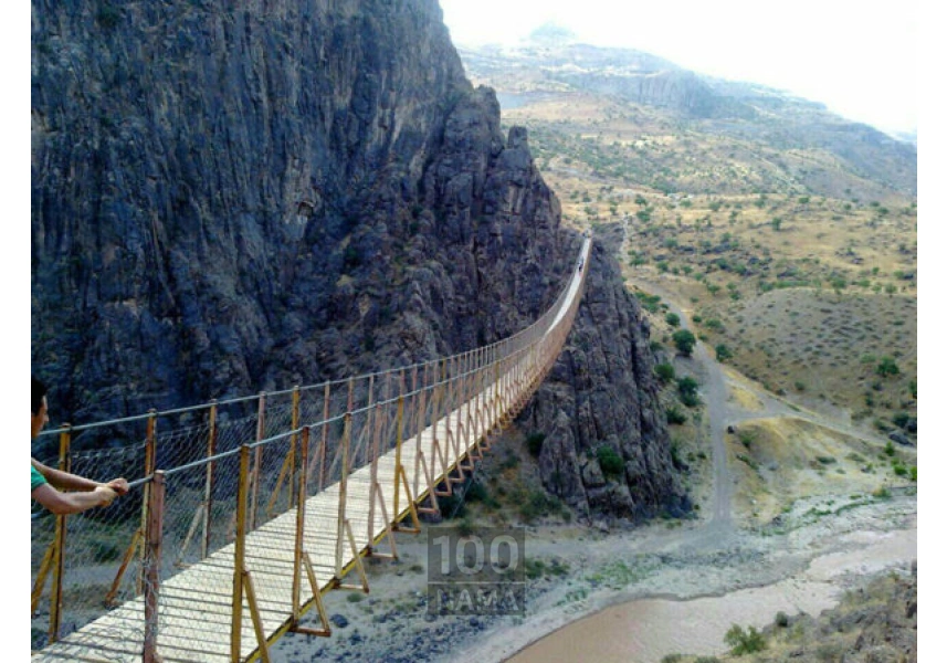 طراحی و ساخت و اجرای پل معلق